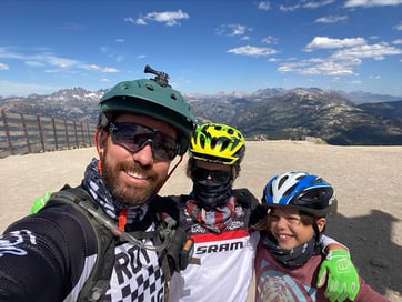 Kevin-Hertz-Biking-Family